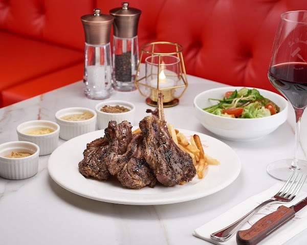 Les Bouchons Steakhouse Rochester 5