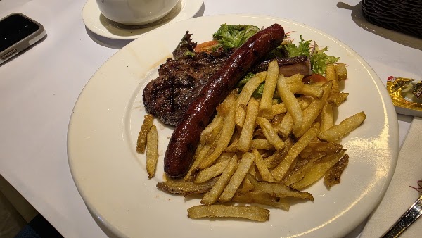 Les Bouchons Steakhouse Rochester 4