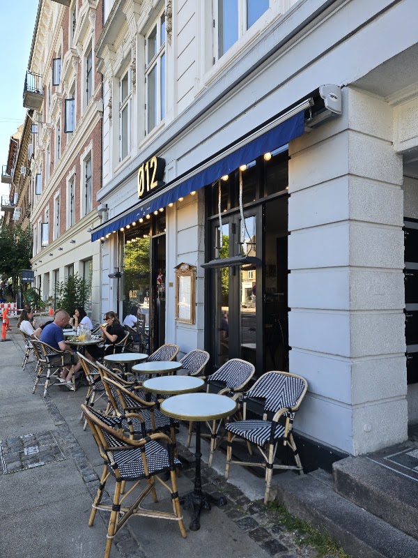 Ø12 Coffee & Eatery 5