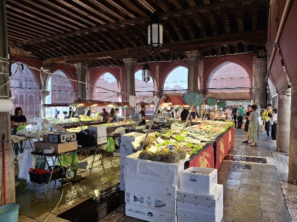 Mercato del Pesce al Minuto 2