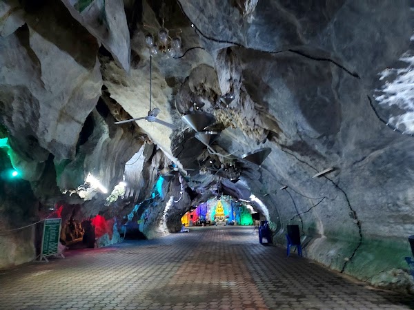 Wat Tham Sumano