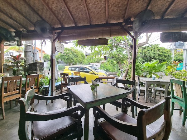 Warung Little Bird 1
