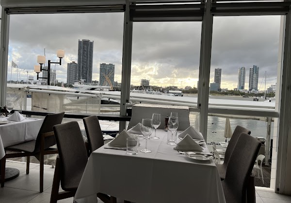 Omeros Brothers Seafood Restaurant