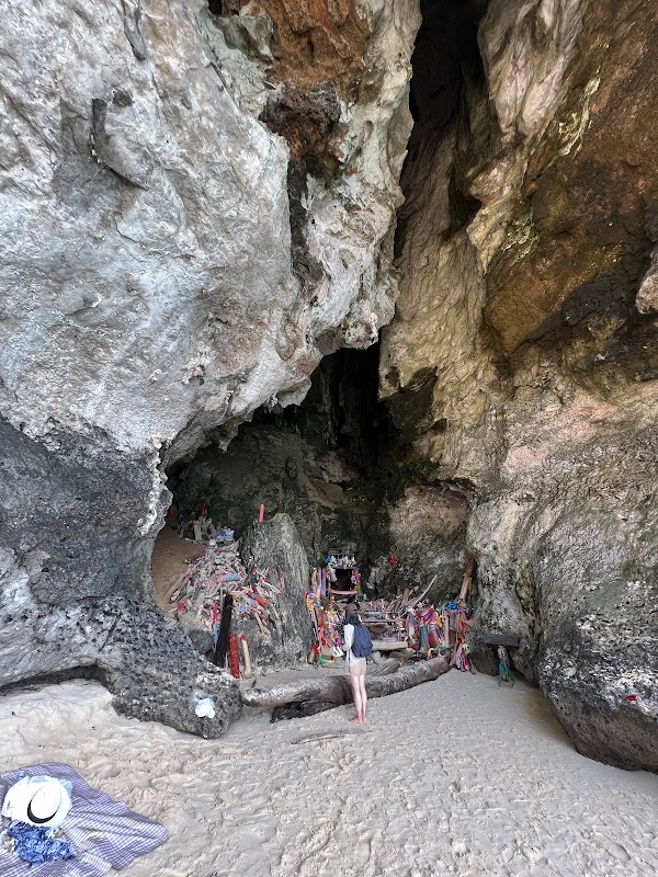 Phra nang Cave Beach 4