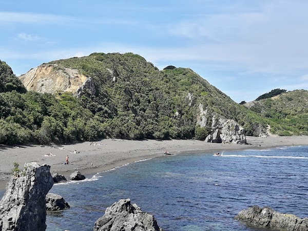 Breaker Bay