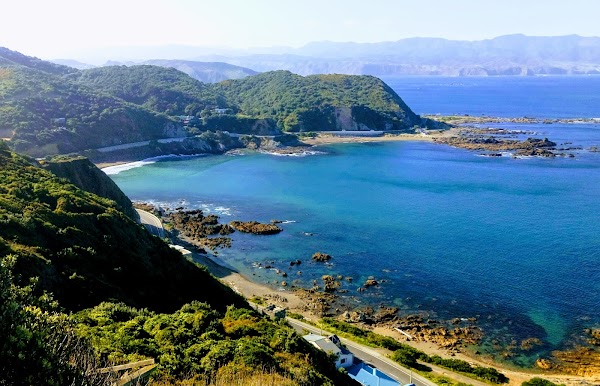 Breaker Bay 4
