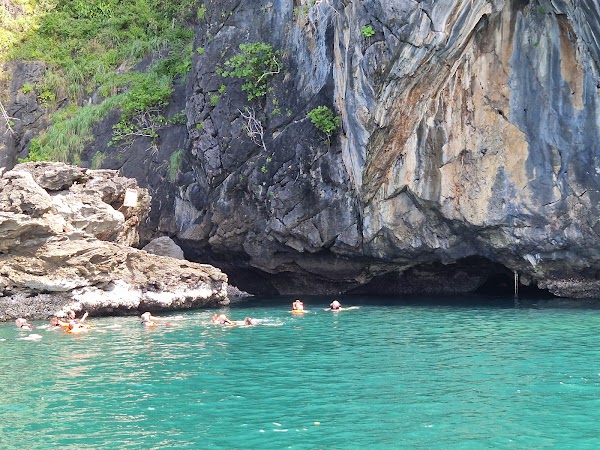 Emerald Cave 4