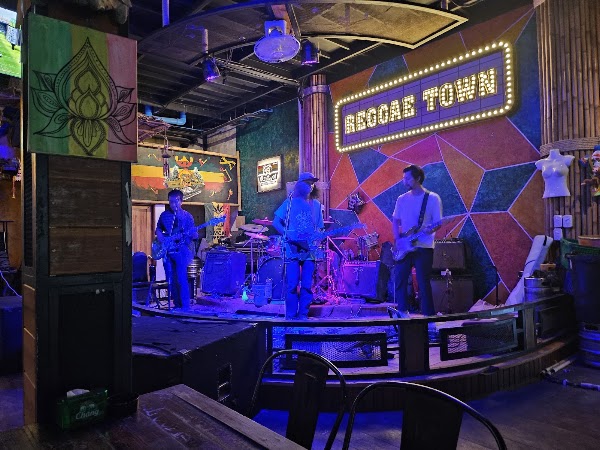 Reggae Town Bar and Restaurant 3