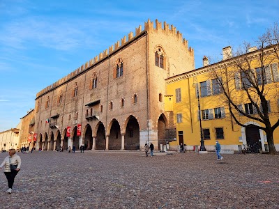 Piazza Sordello