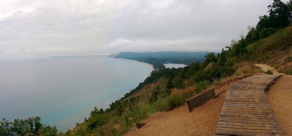 Empire Bluff Trail 5
