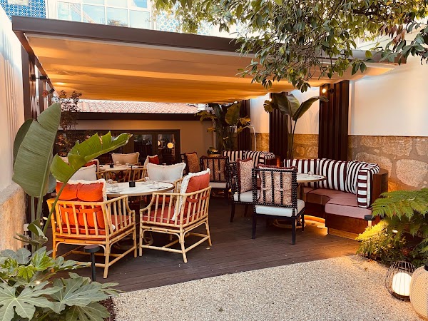 TOA Porto - Cocktail Bar & Terrace