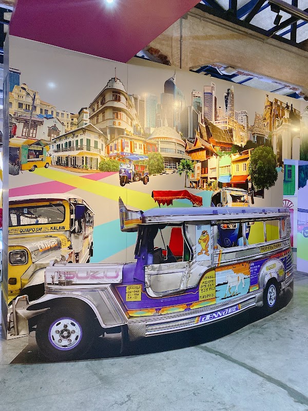 Ratchadamnoen Contemporary Art Center 4
