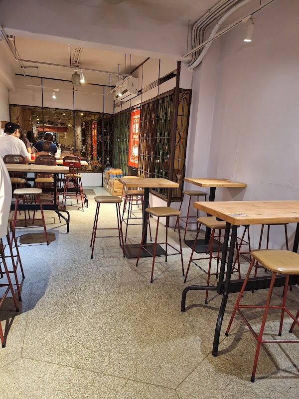 SHI YUN Taiwanese Fried Chicken Main Store 2