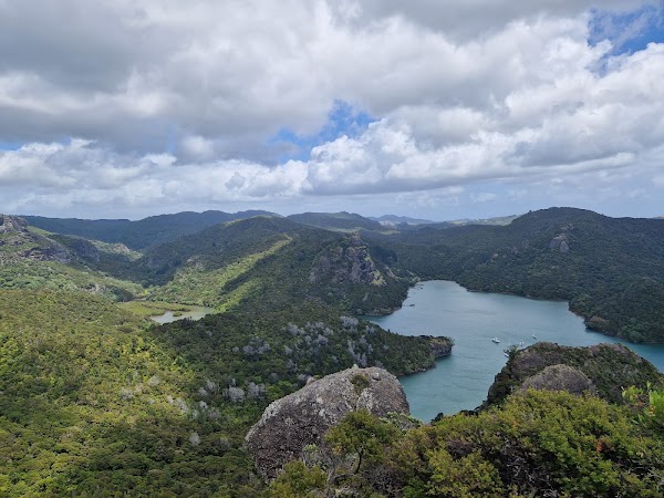 Dukes Nose / Wairakau Stream / Lanes Cove Walking Track Car Park & Toilet