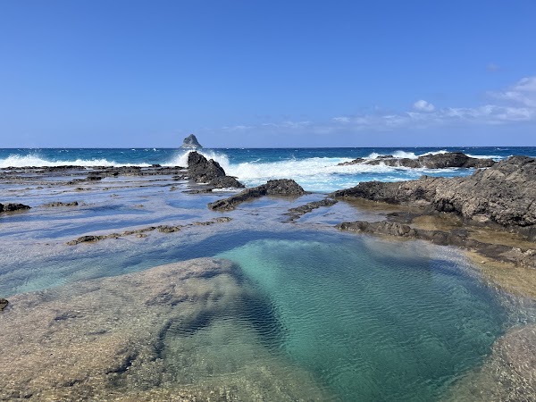 Blue waters around the world 5