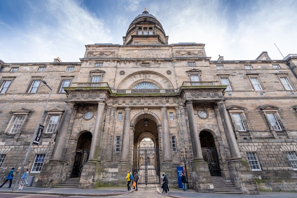Old College, The University of Edinburgh 4