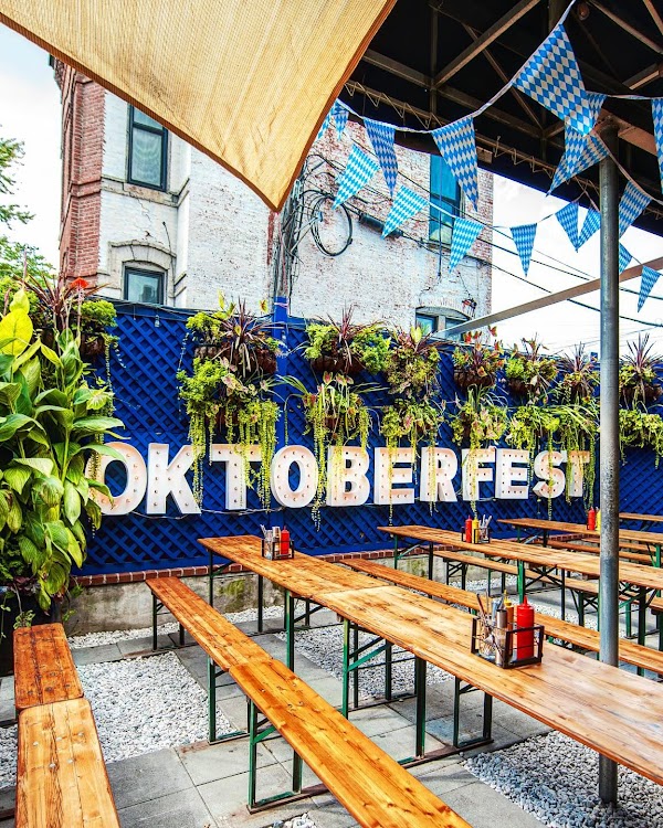 Dacha Beer Garden (Shaw)