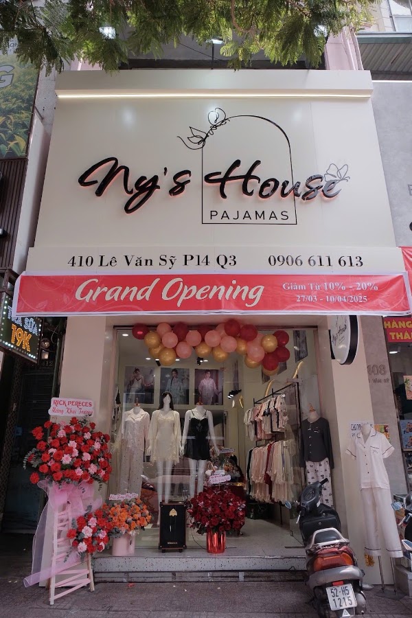 NY'S HOUSE 1