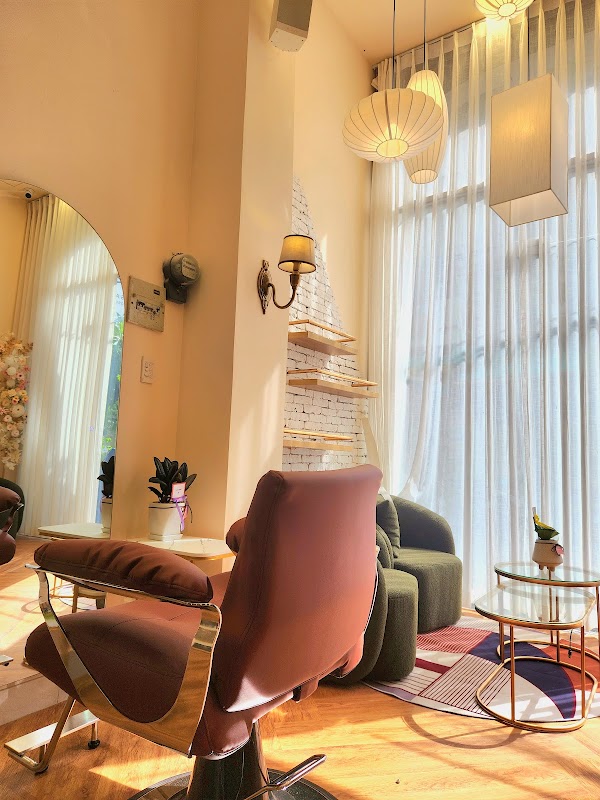 Haru Hair Salon 4