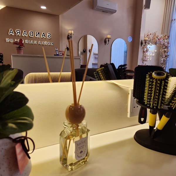Haru Hair Salon 3