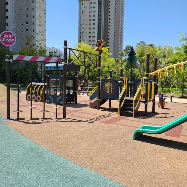 Global Park 4