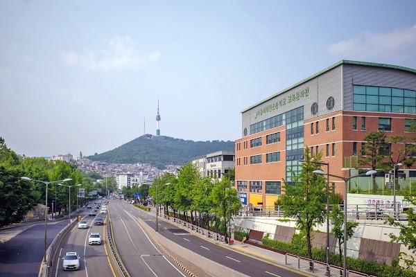 Noksapyeong Station Overpass