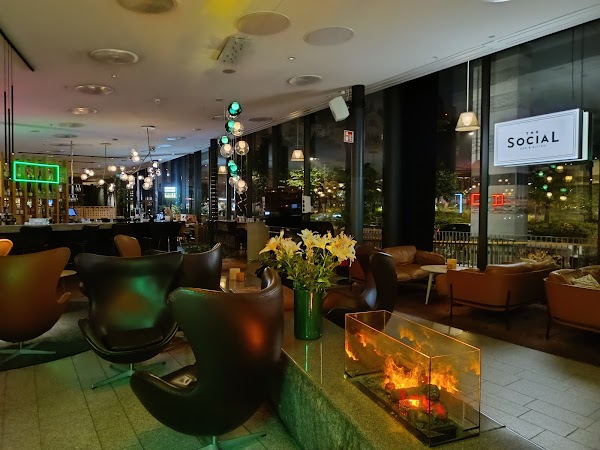 The Social Bar & Bistro 4