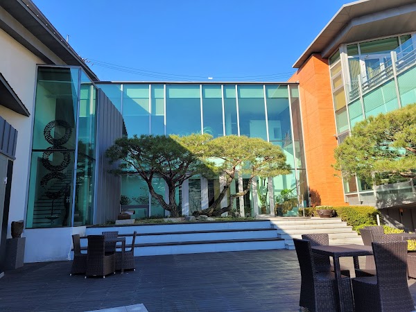 Kim Chong Yung Museum