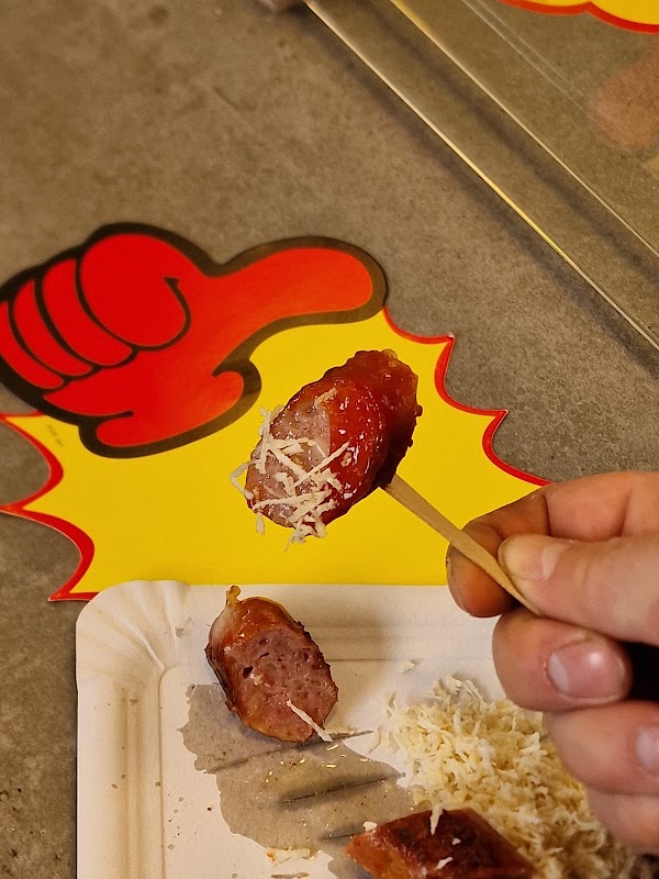 Extra Würstel 5