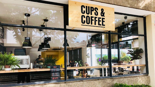 Cups & Coffee 1