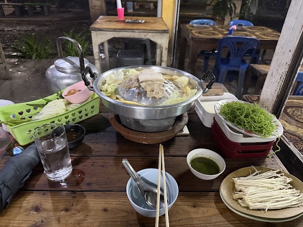ซุ้ม 2 หมูจุ่มสาขา 2 5