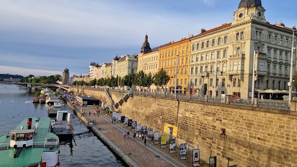 Náplavka