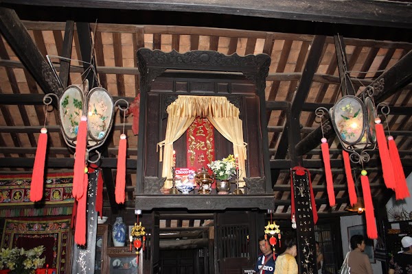 The Old House of Phung Hung 4