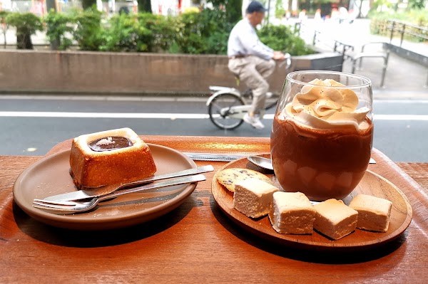 Dandelion Chocolate, Factory & Cafe Kuramae 5
