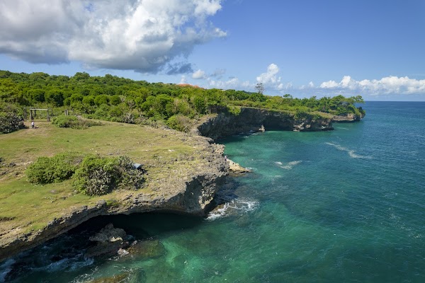 Cliff Jump Tegal Wangi Beach 1