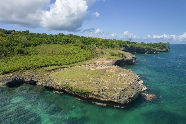 Cliff Jump Tegal Wangi Beach 5