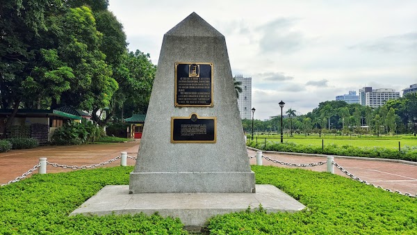 José Rizal Monument 4