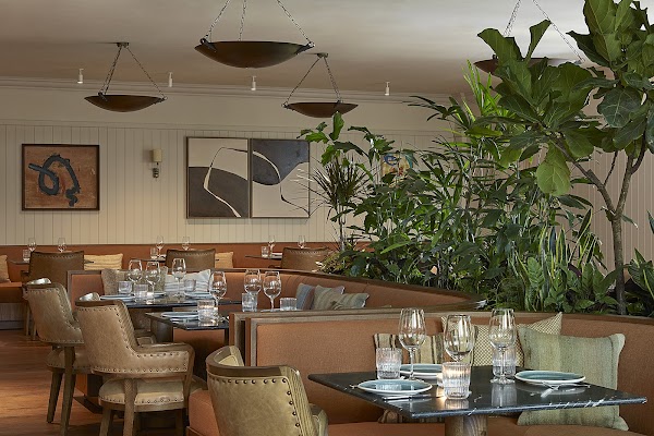 Volta Restaurant & Bar