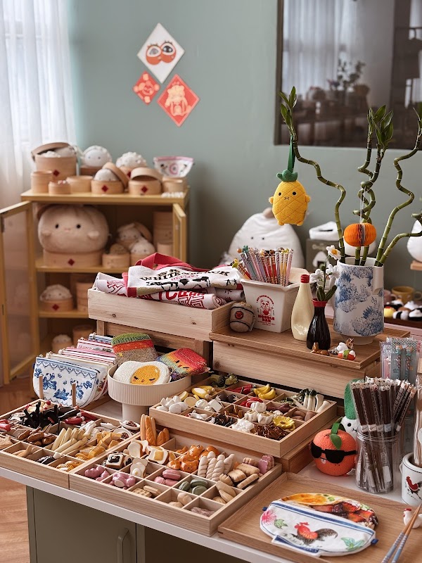 Heyhappypuff Studio