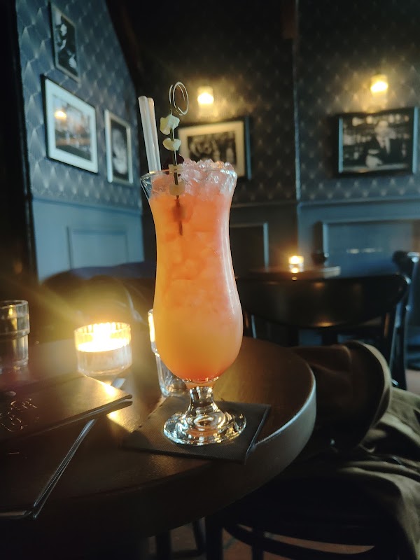 Craft Cocktails - Cocktail Bar 3