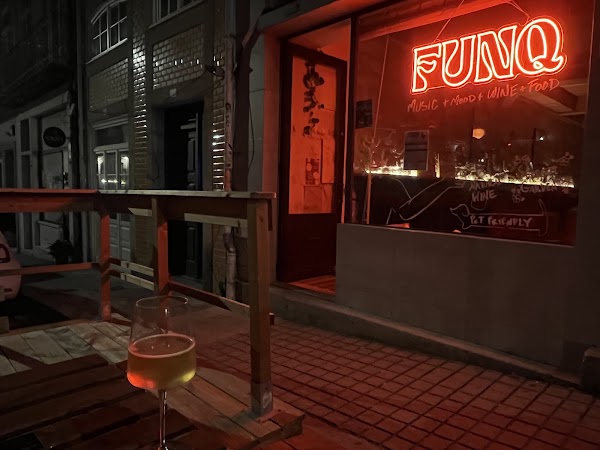 FUNQ Natural Wine Bar 2