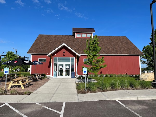 Red Barn Market & Deli 4