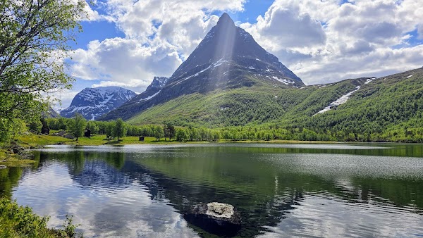 Innerdalen - Norways most beautiful Mountain valley 1