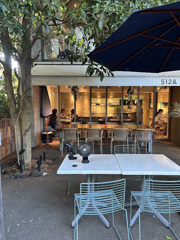 512 Cafe & Grill