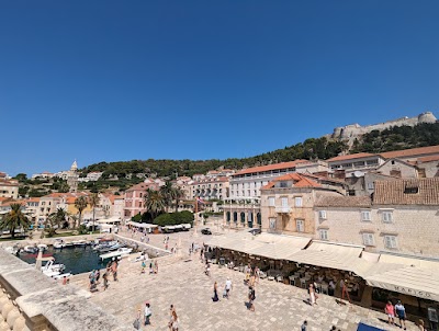 Trg svetog Stjepana (Pjaca)