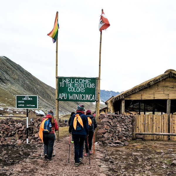 Rainbow Mountain Peru Travel Agency 2