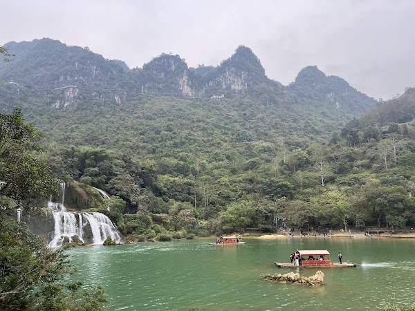 Detian Transnational Waterfalls 3