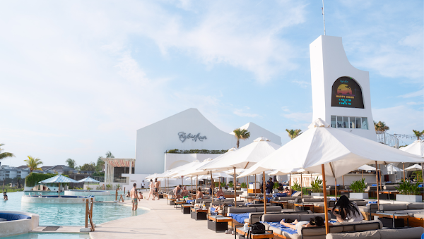 Café del Mar Beach Club Bali