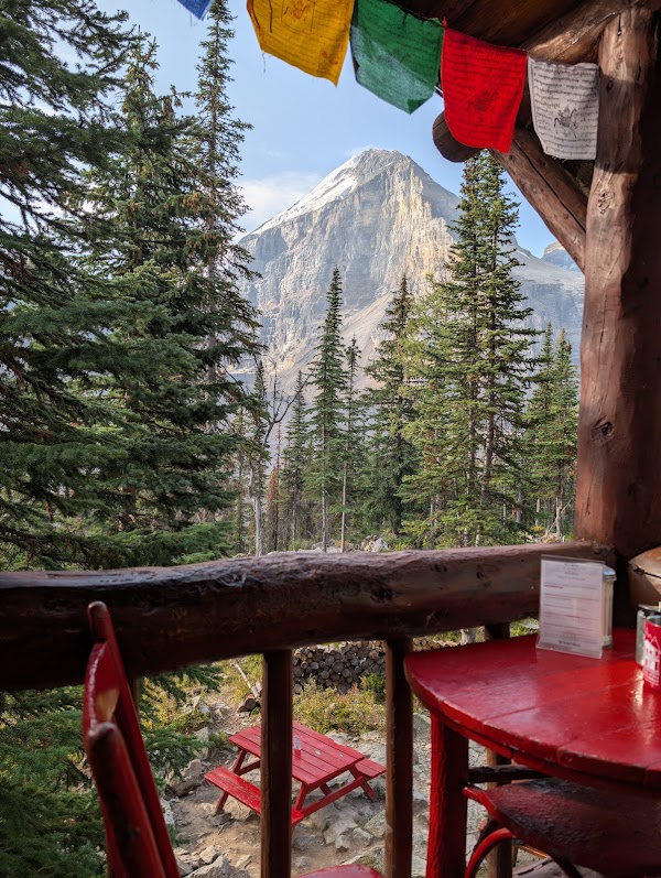 Plain of Six Glaciers Teahouse