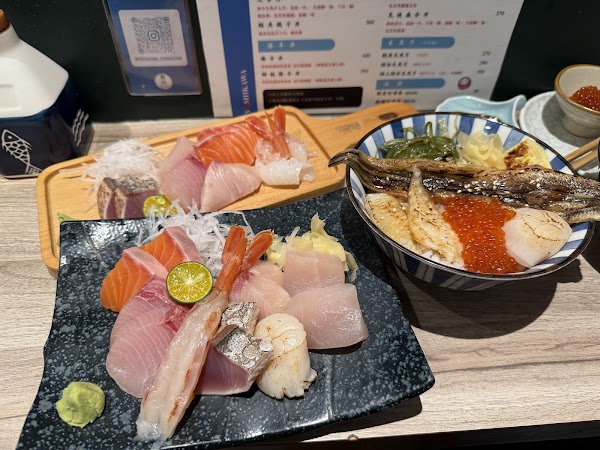 Yoshikawa Seafood Don 3